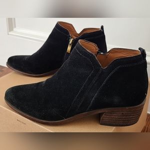Franco Sarto Black Suede ZipUp Ankle Bootie Stitch Detail Low Heel Size Women 6M